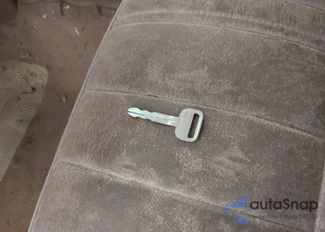 2000 Toyota Tacoma Prerunner V6 z USA, uszkodzony, nr VIN 4TASN92N9YZ636460